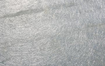 Awre laminate fibreglass or shingles?